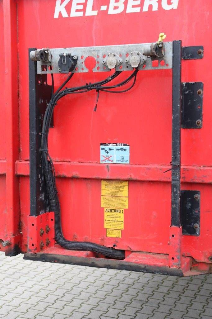 Kel-Berg Heavy-duty Mega-flatbed Twist-locks