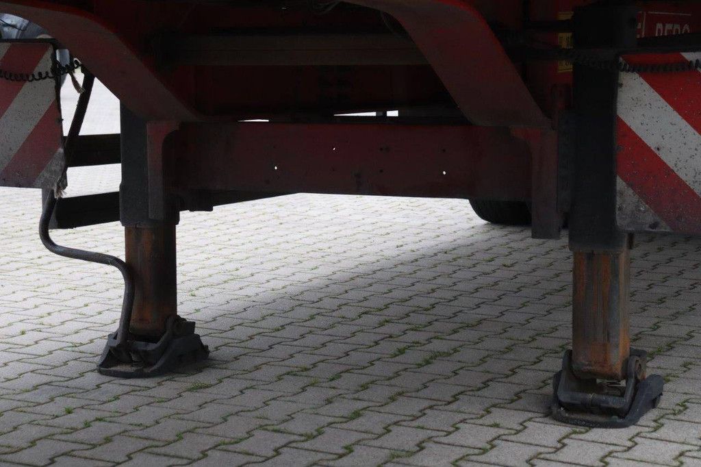 Kel-Berg Heavy-duty Mega-flatbed Twist-locks