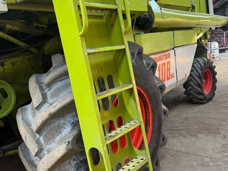 Claas DOMINATOR 108 SL
