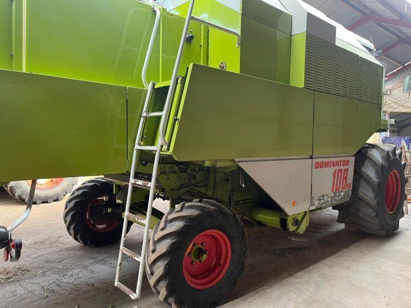 Claas DOMINATOR 108 SL