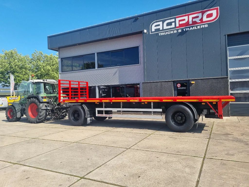 NETAM-FRUEHAUF 2 as langzaamverkeer hydr en lucht geremd, gerefit
