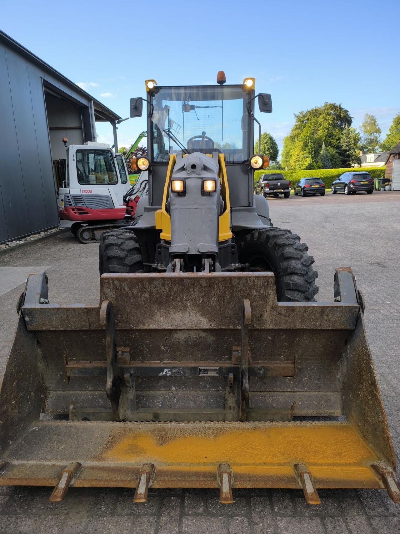 MECALAC AS700