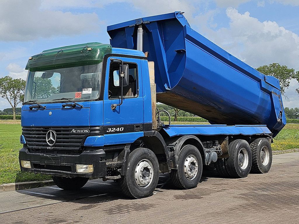 MERCEDES-BENZ ACTROS 3240 8x4 full steel
