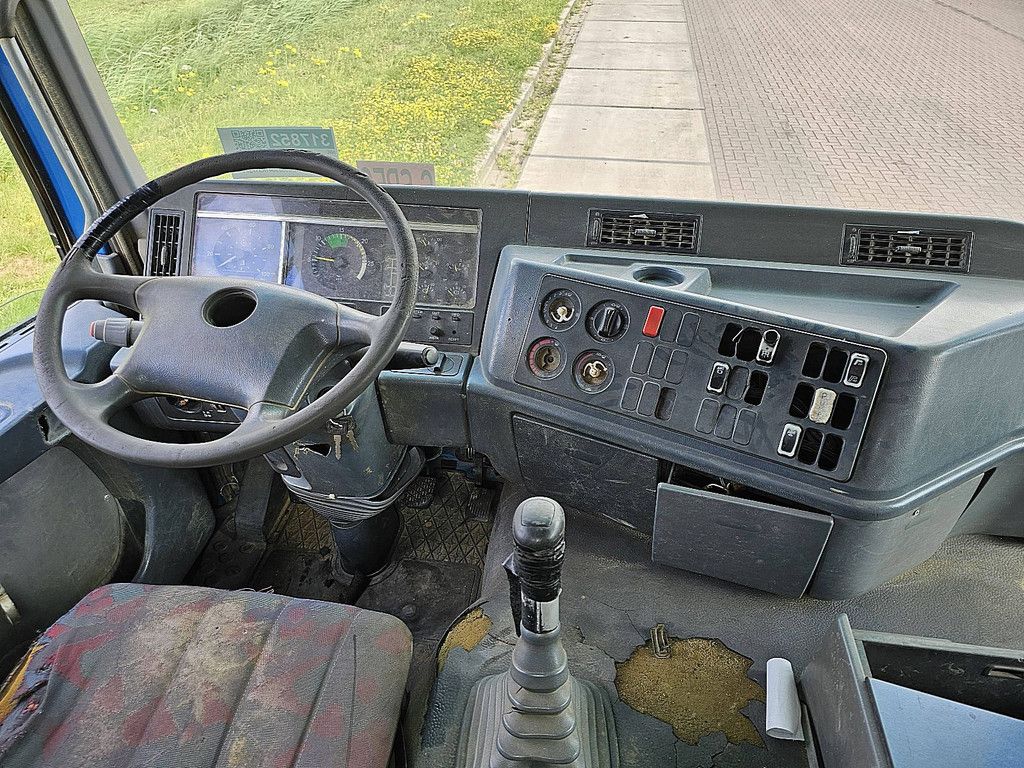 MERCEDES-BENZ ACTROS 3240 8x4 full steel