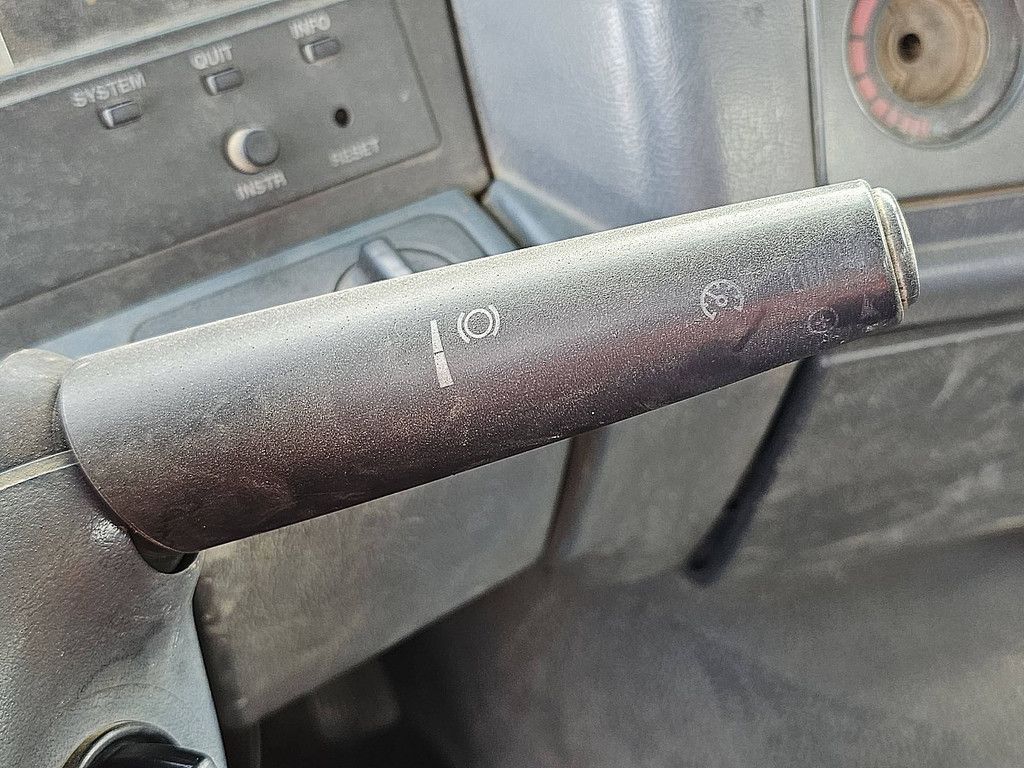 MERCEDES-BENZ ACTROS 3240 8x4 full steel