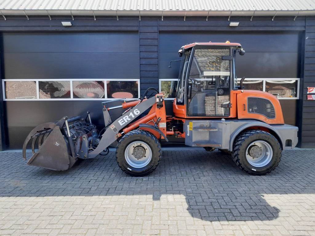 Everun ER 16 Shovel - Loader met pelikaanbak
