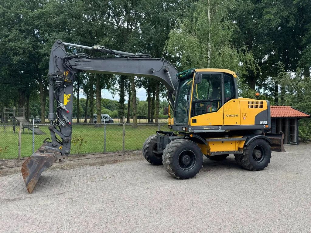 Volvo EW140C Mobiele graafmachine
