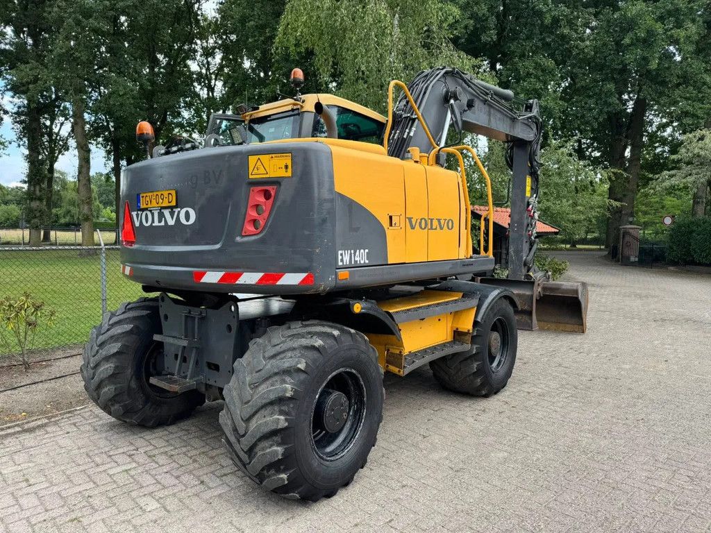 Volvo EW140C Mobiele graafmachine