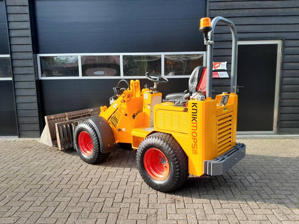 Knikmops 130 Minishovel - Compleet - Zeer netjes - Gecheckt