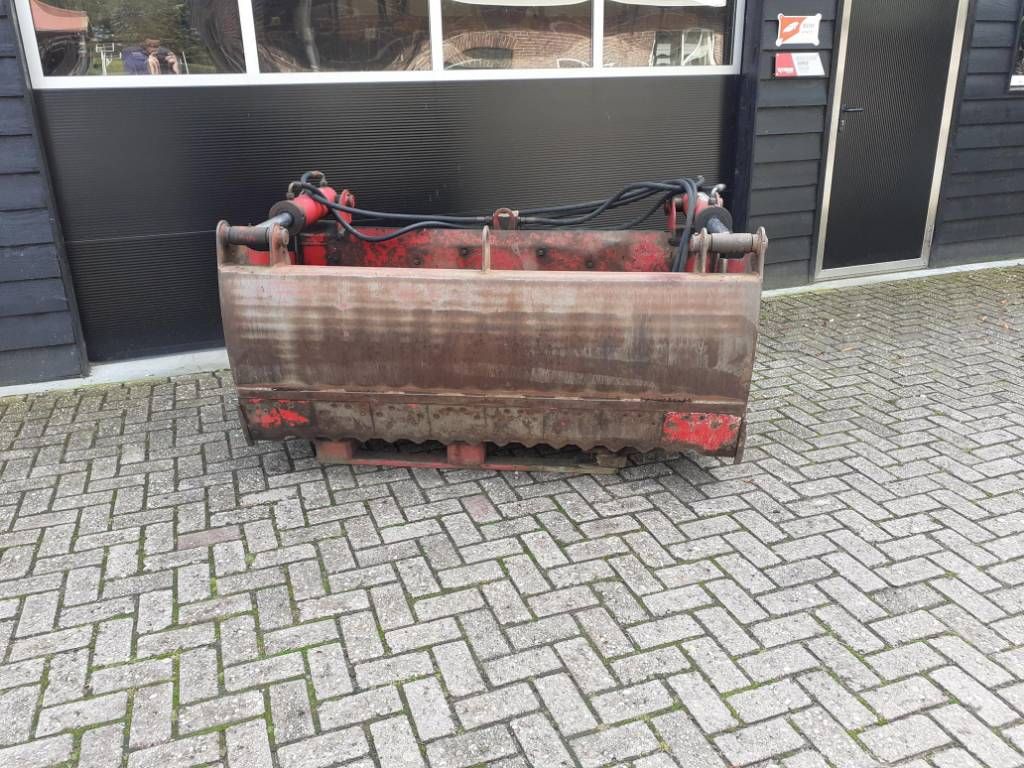 Manitou Merlo Bobcat Liebherr bak mast werktuigen landrol