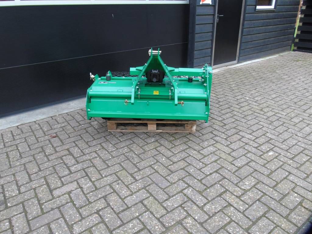 Overtopfrees SB 125 frees met gaasrol