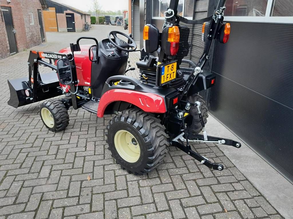Yanmar SA 221 EENMALIGE actie met voorlader afneembaar