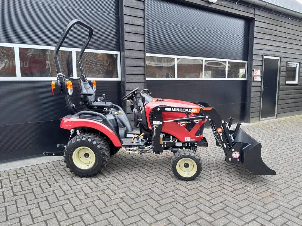 Yanmar SA 221 EENMALIGE actie met voorlader afneembaar
