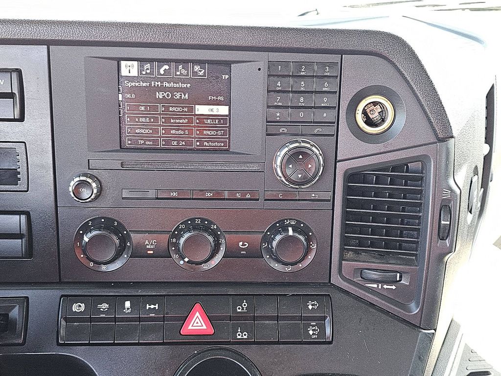 MERCEDES-BENZ ANTOS 2543 6x2