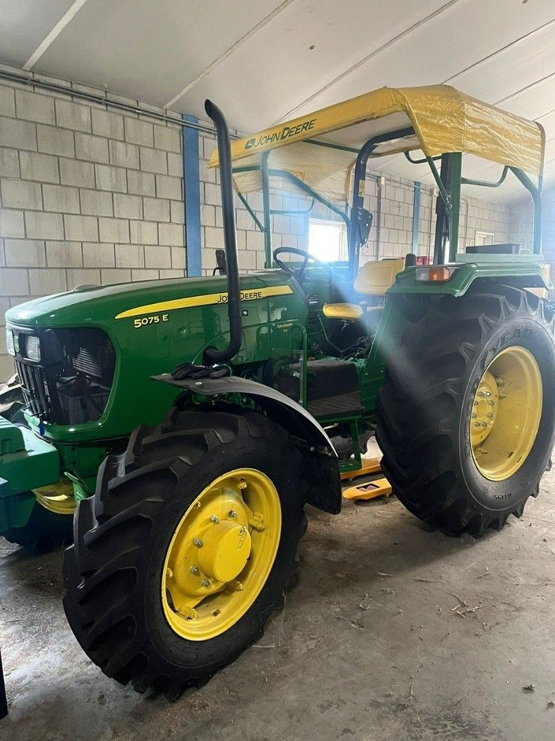 John Deere 5075 e WG3893