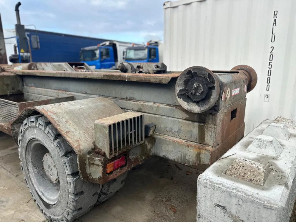 Terberg YT 180 VDL haakarm