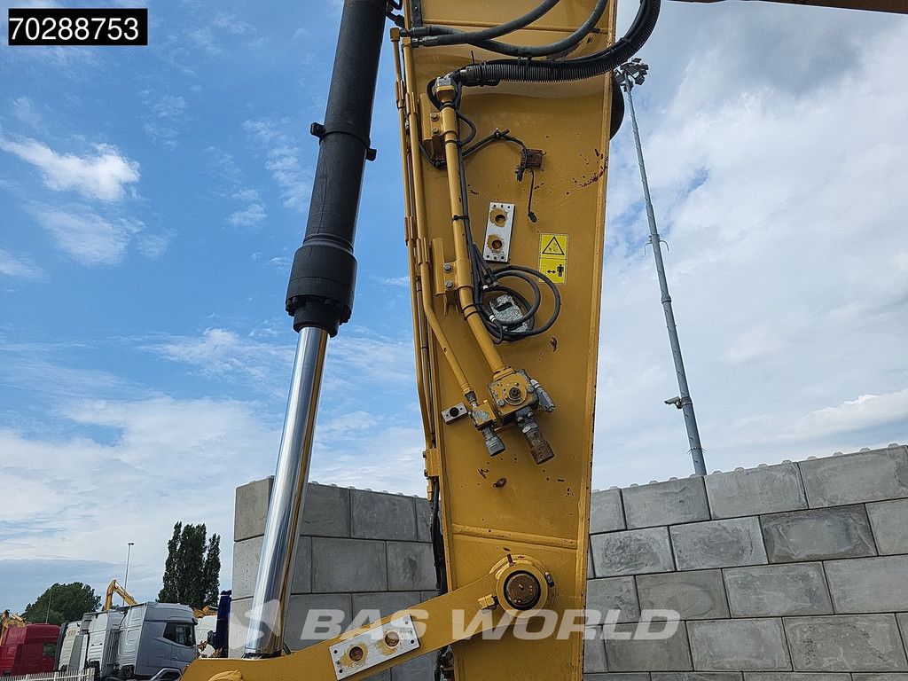 Caterpillar 324 E