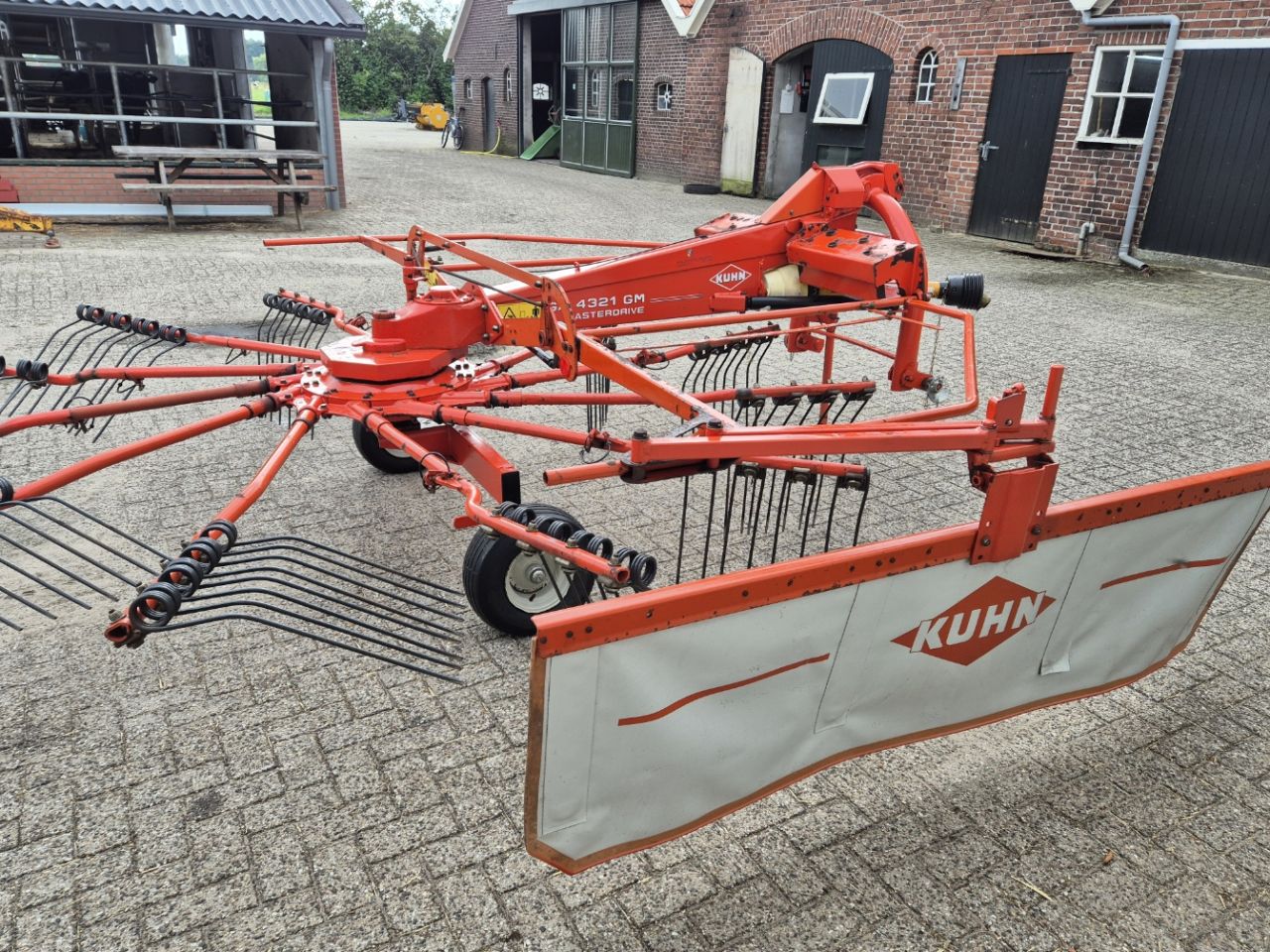 Kuhn GA 4321 enkele hark