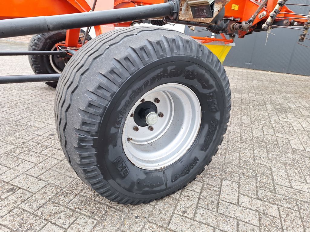 Fella TS 4000