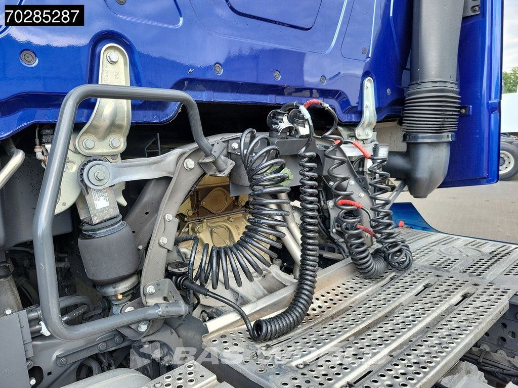 Mercedes Actros 1848 4X2 GigaSpace Full-Air Retarder Leder 2x Tanks Standklima