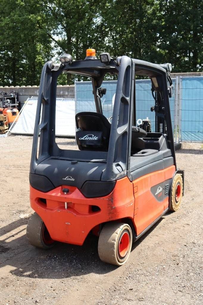 Gabelstapler Linde E25L-01 Elektro 2500kg 5,0m 2015