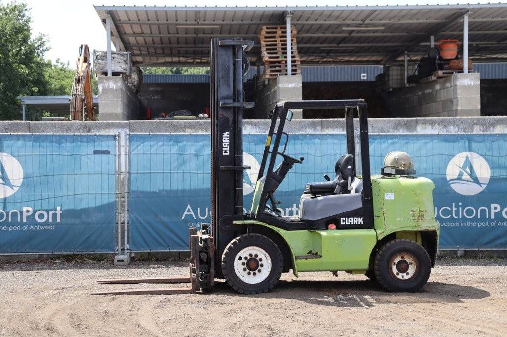 Forklift Clark CGP 45 LPG 4500kg 6.43m 2000