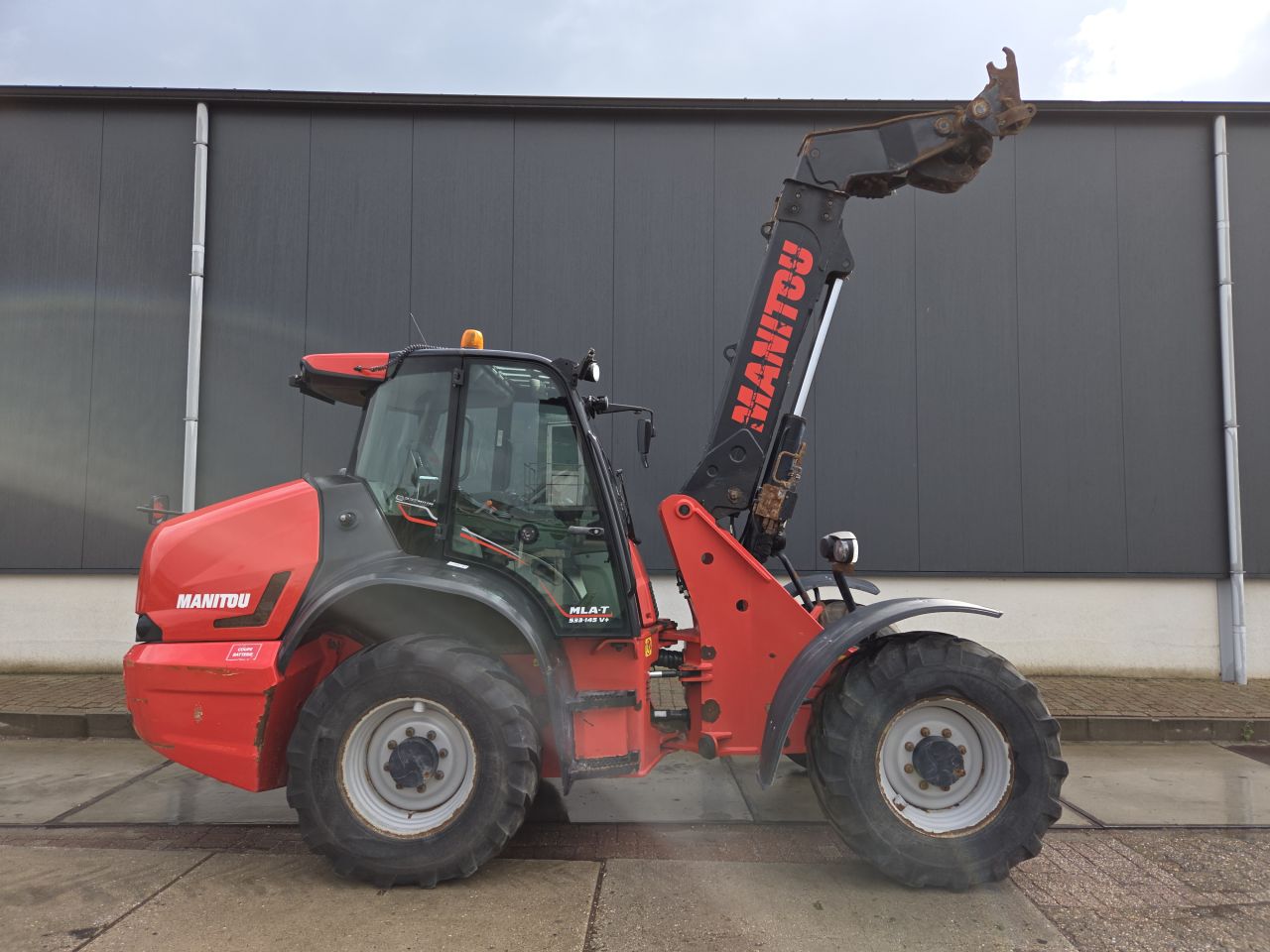 Manitou MLA-T 533-145V Plus Telescoop