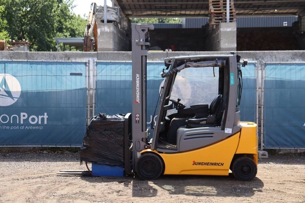 Forklift Jungheinrich EFG 320 Electric 2000kg 4.0m 2019