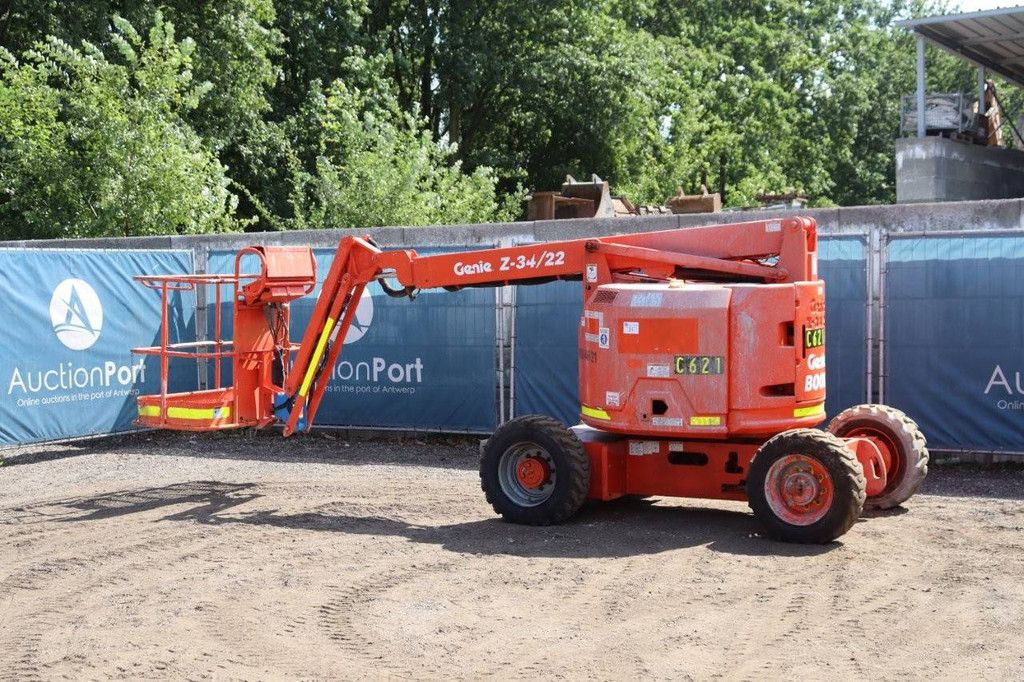 Articulating boom lift Genie Z-34/22 Diesel 2010