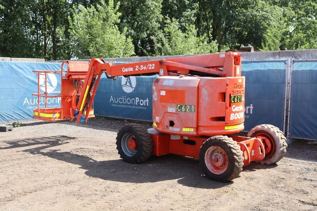 Articulating boom lift Genie Z-34/22 Diesel 2010