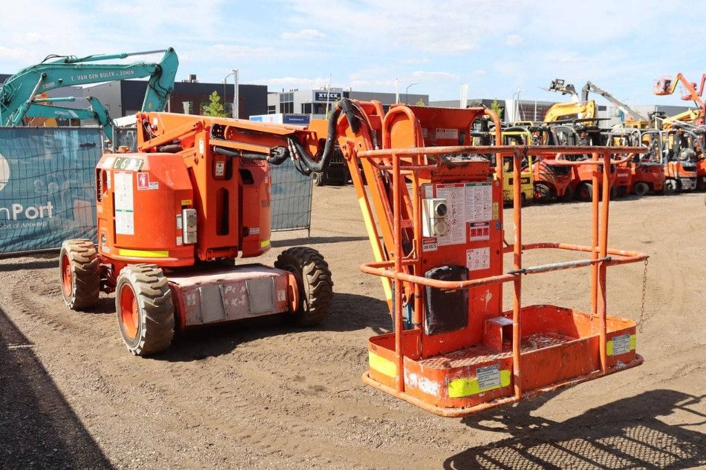 Articulating boom lift Genie Z-34/22 Diesel 2010