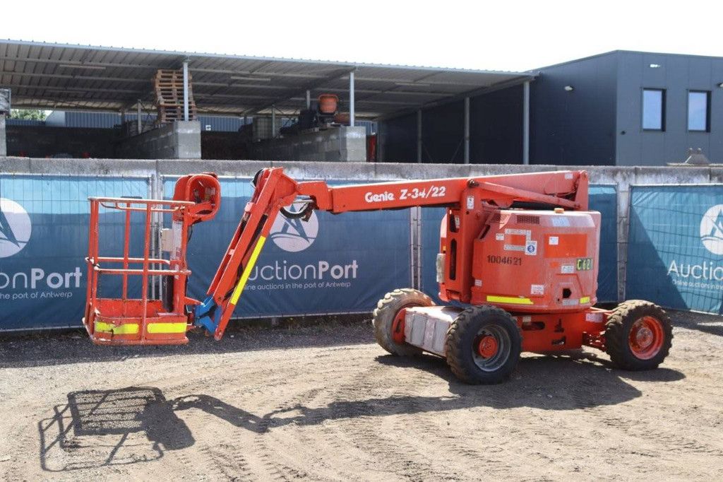 Articulating boom lift Genie Z-34/22 Diesel 2010