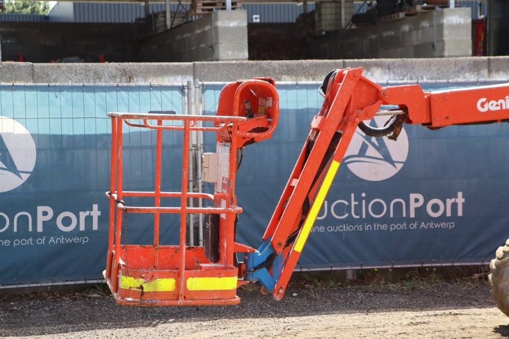 Articulating boom lift Genie Z-34/22 Diesel 2010