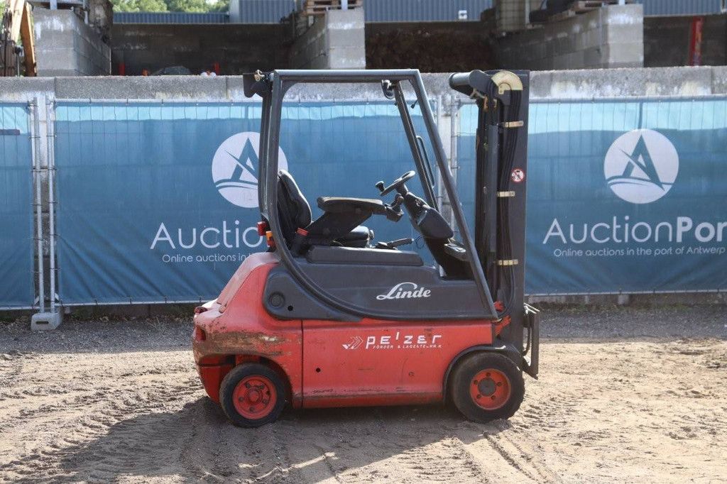 Gabelstapler Linde E20P-02 Elektro 2000kg 6,0m 2005