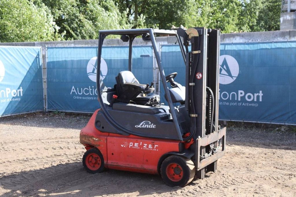Gabelstapler Linde E20P-02 Elektro 2000kg 6,0m 2005