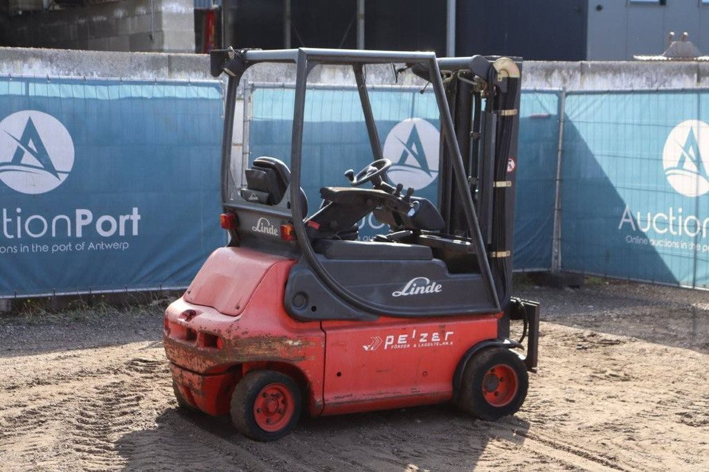 Gabelstapler Linde E20P-02 Elektro 2000kg 6,0m 2005