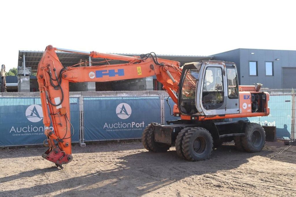 Wheel excavator Fiat Hitachi EX 165W Diesel 1999