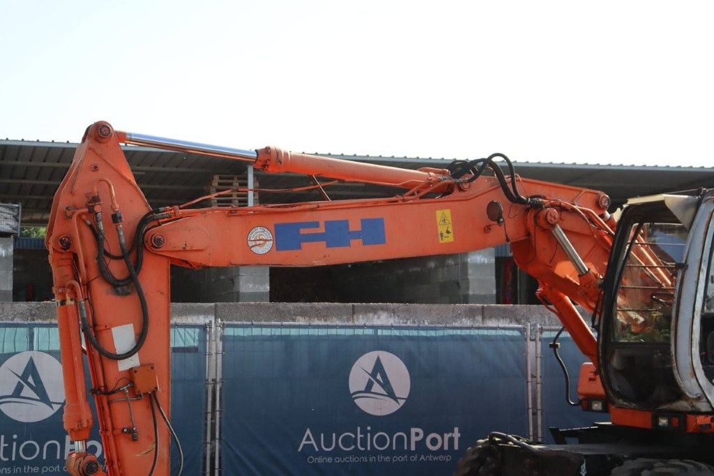 Wheel excavator Fiat Hitachi EX 165W Diesel 1999