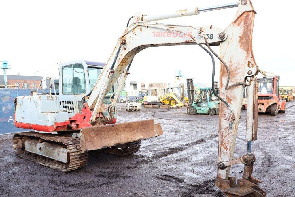 Rupsgraafmachine Takeuchi TB175 Diesel 2001