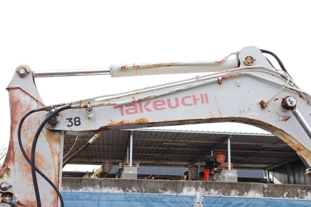 Rupsgraafmachine Takeuchi TB175 Diesel 2001