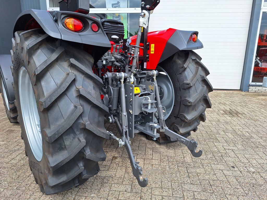 Massey Ferguson 4709-M DYNA-2