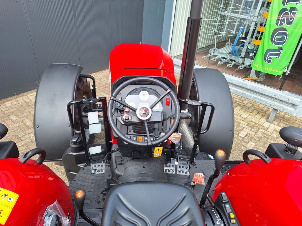 Massey Ferguson 4709-M DYNA-2