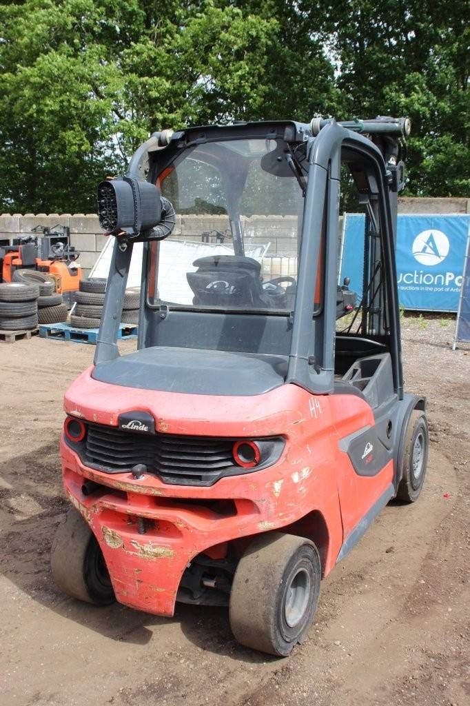 Heftruck Linde H30D-01 Diesel 3000kg