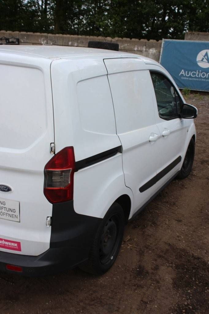 Ford Transit Courier Diesel 2015