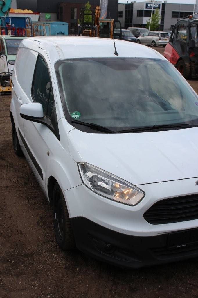 Ford Transit Courier Diesel 2015