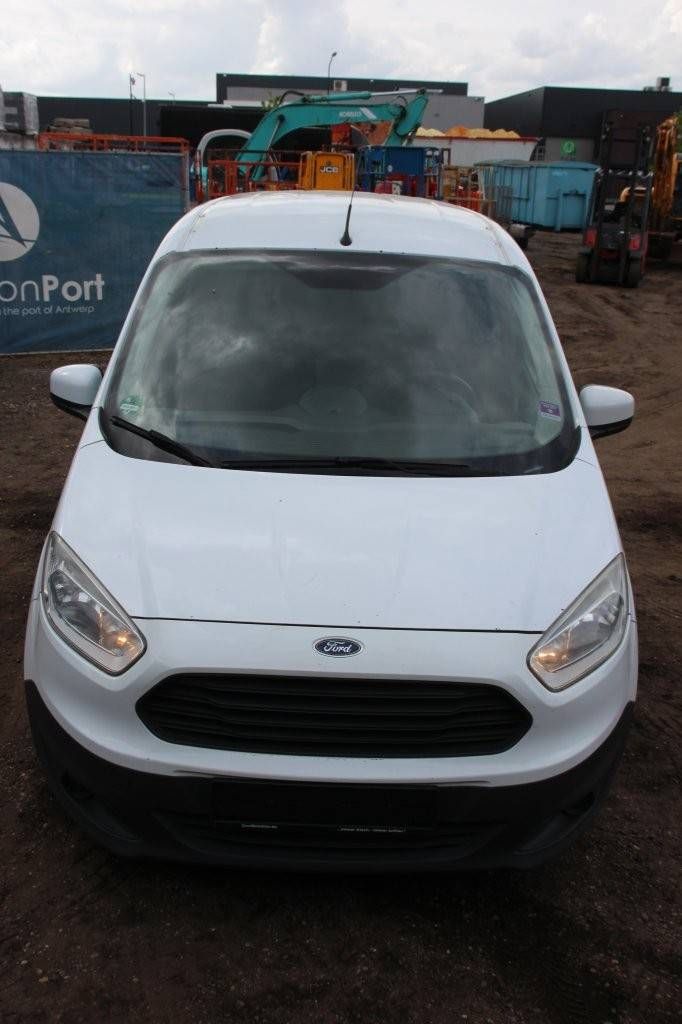 Ford Transit Courier Diesel 2015