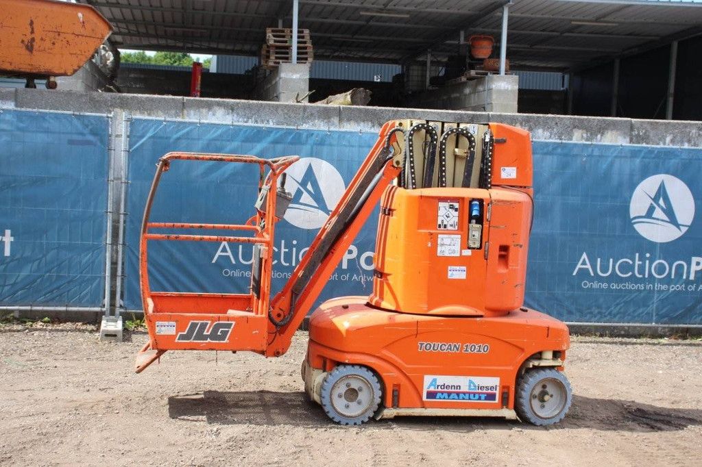 JLG Toucan 1010 Electric Mast Lift 10.1m 2007
