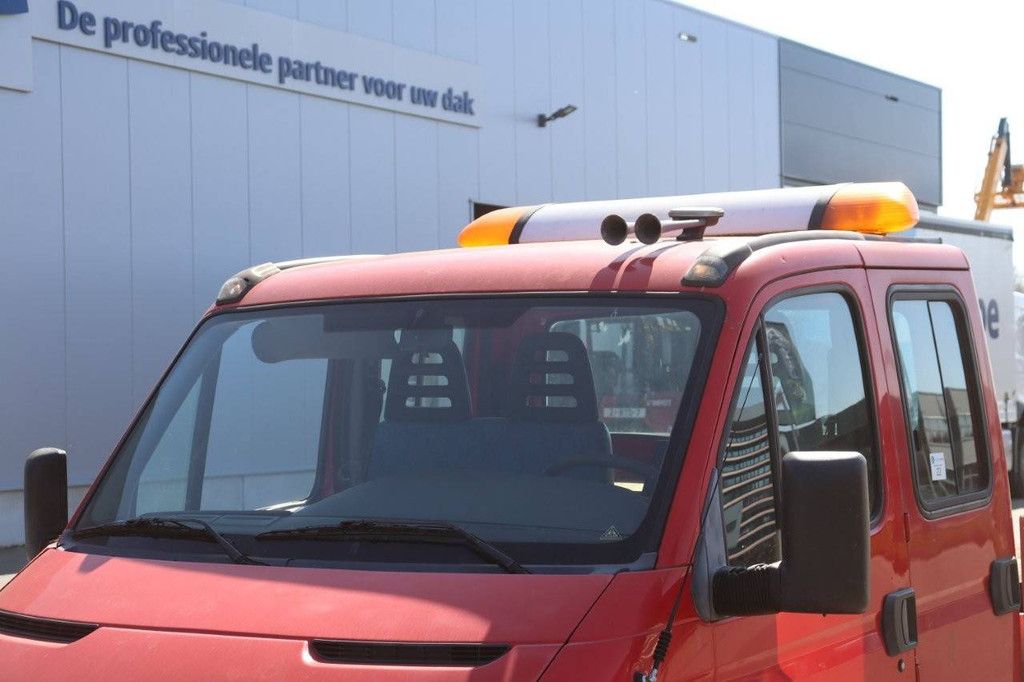 Sattelzugmaschine mit Anhänger Iveco 40C Diesel 2002