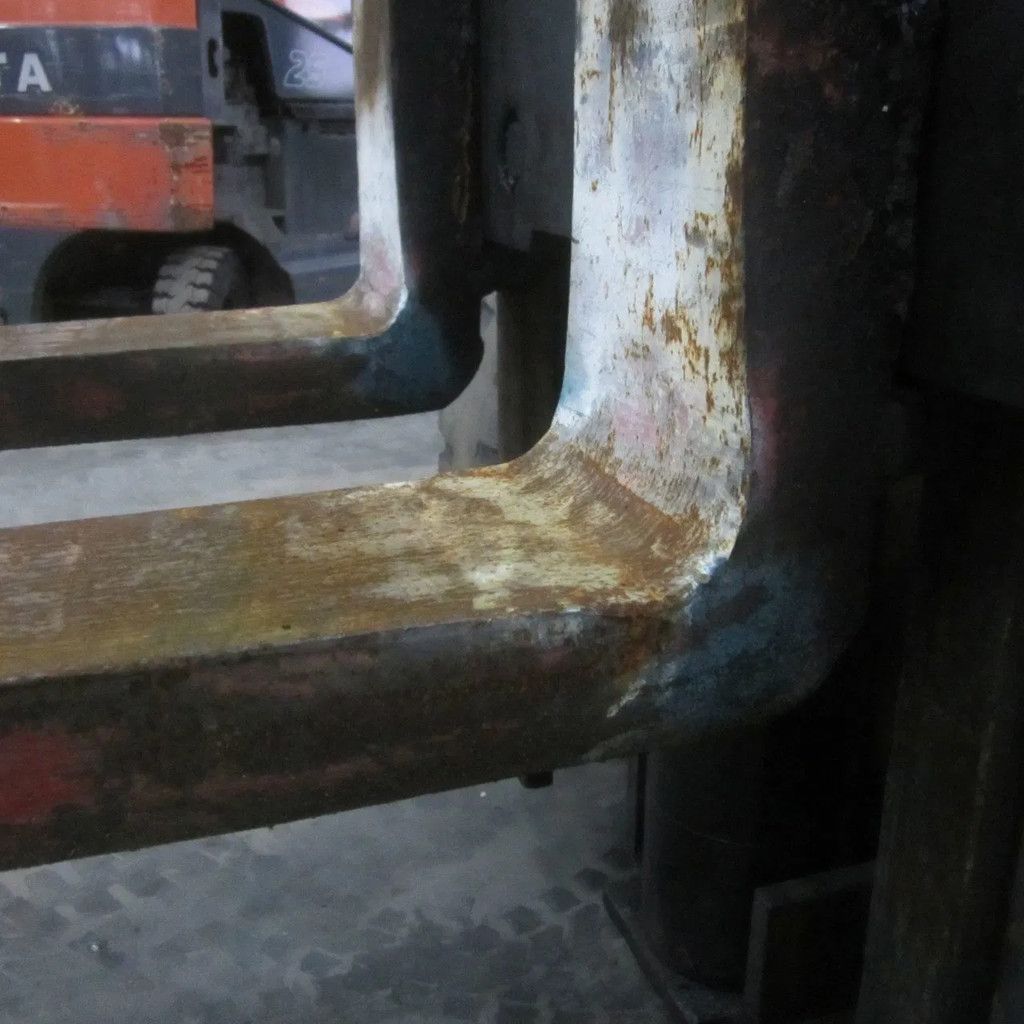 Hyster 7 Tonner. LPG-gas, duplomast.