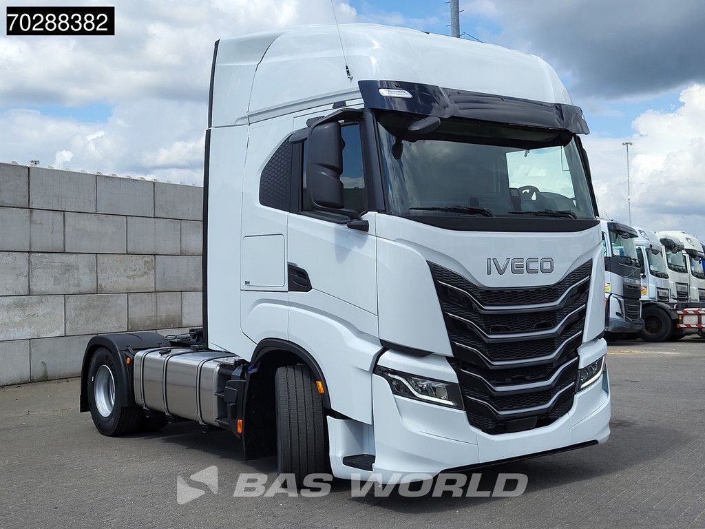 Iveco S-Way 580 4X2 NEW! 2x Tanks Navi ACC Standklima